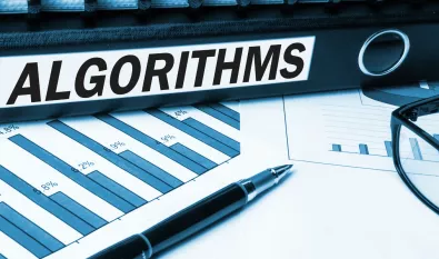 grafika z napisem algorytmy 